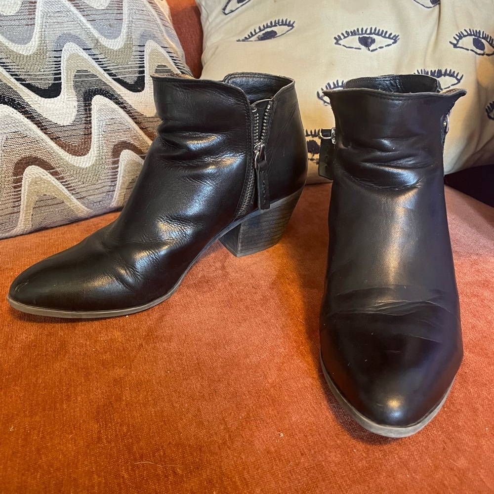 FRYE Judith Double Zip Leather Stacked Heel Ankle Boot